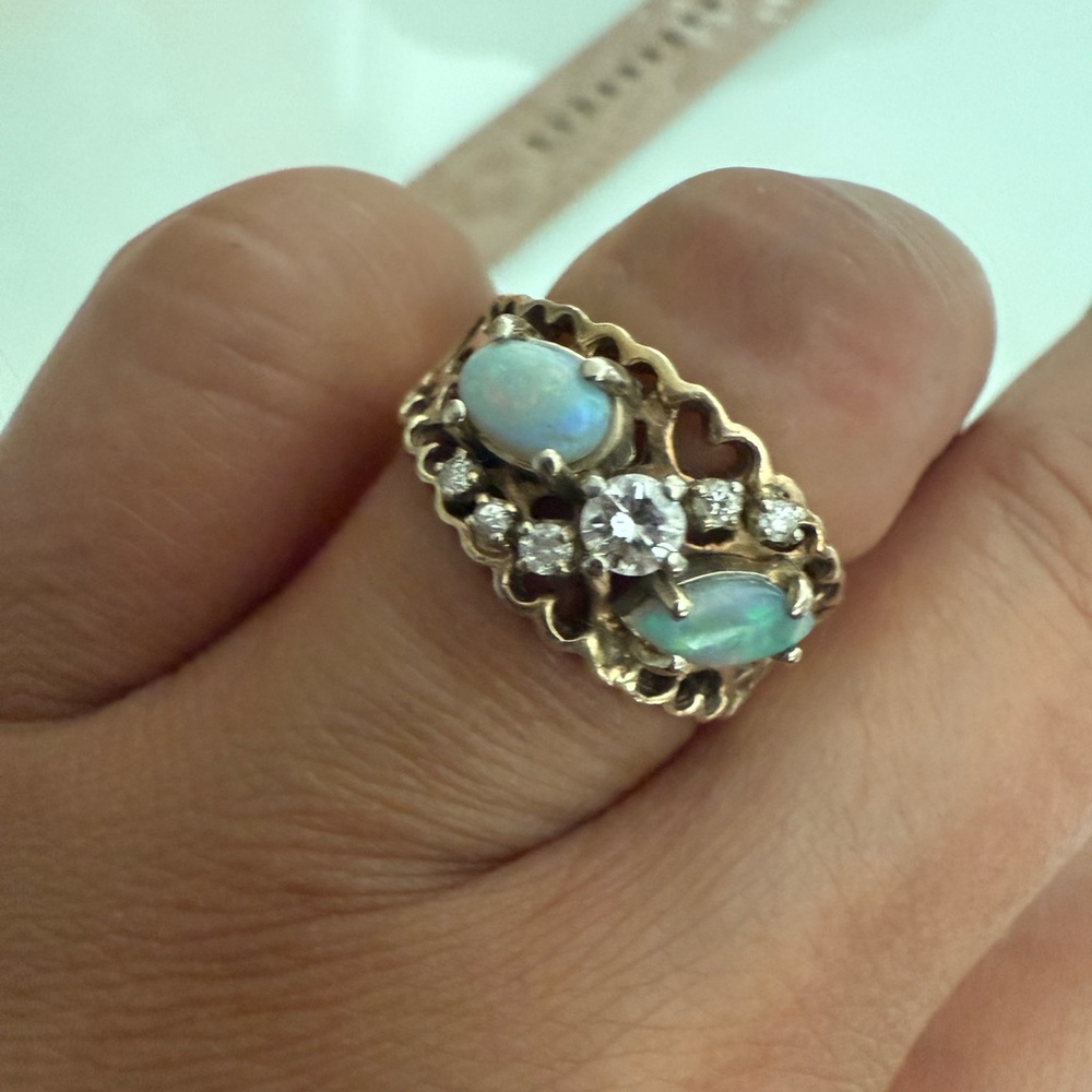 14k yellow gold opal diamond ring - Picture 3 of 3